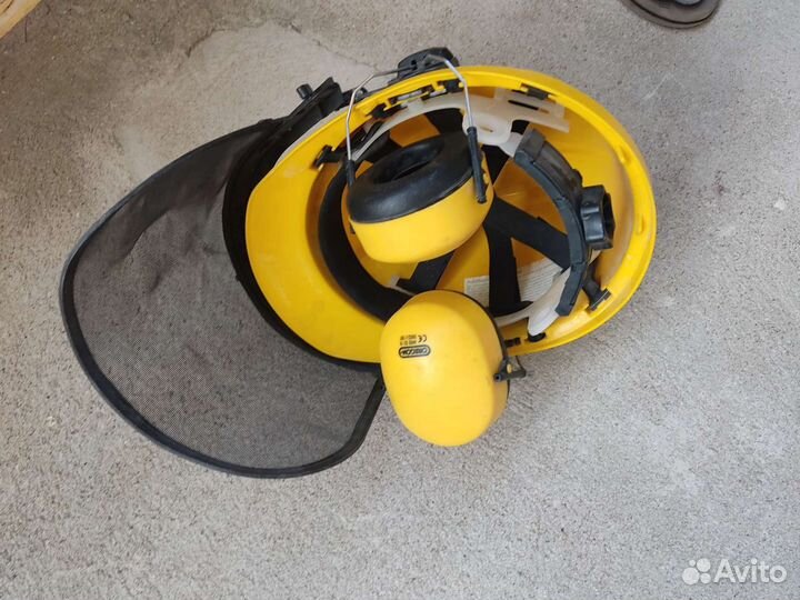 Шлем защитный комбинировоный