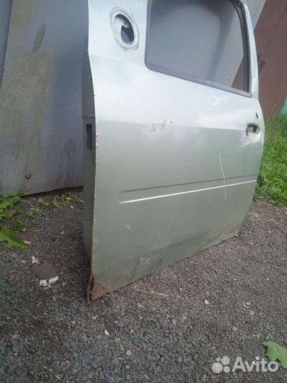 Дверь левая передняя renault 1