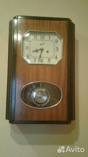 Старинные настенные часы