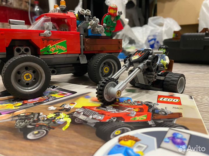 Lego 70421