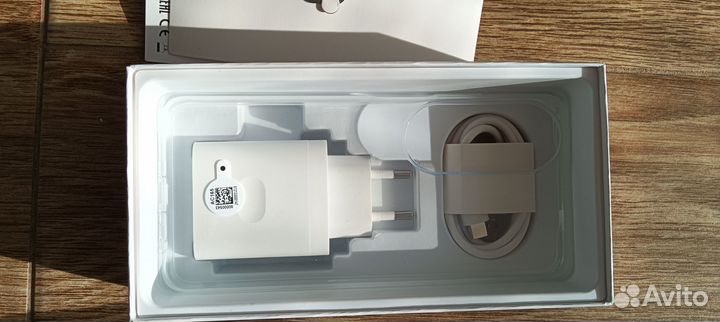 OPPO A60, 8/256 ГБ