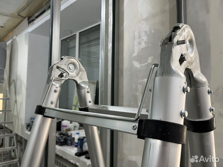 Лестница стремянка телескопическая