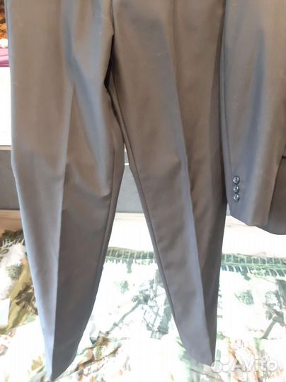 Костюм школьный футурино 152 новый