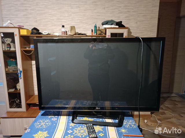 Продам телевизор LG, не работает на запчасти объявление продам