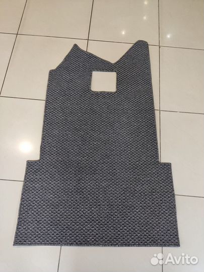 Обработка края ковров и ковролина (оверлок)