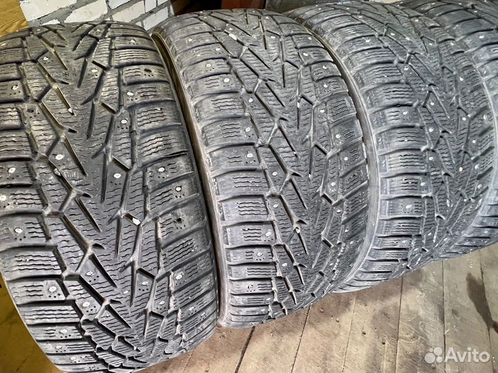 Nokian Tyres Hakkapeliitta 7 225/50 R17