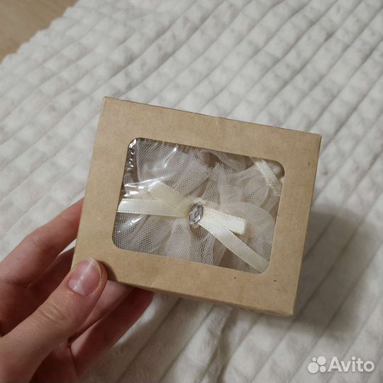 Подвязка на ногу