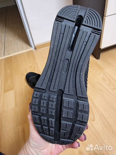 Кроссовки демисезонные женские. 36 размер. Новые