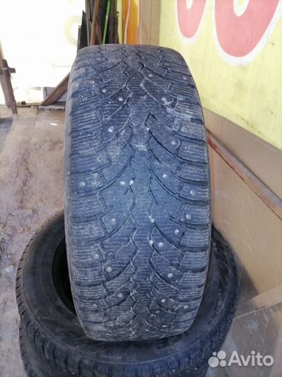 Pirelli Formula Ice 215/55 R16 97T