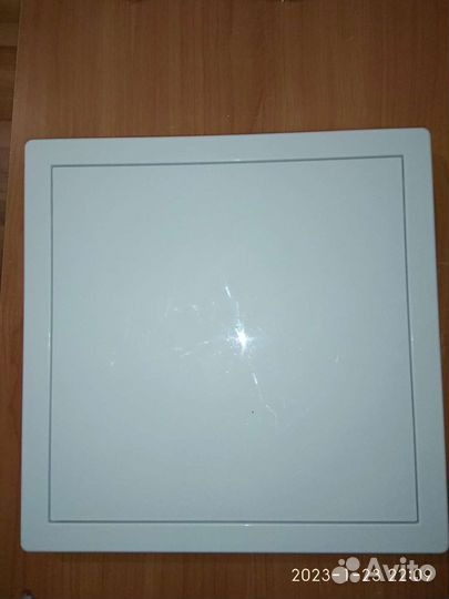 Пластиковая дверца