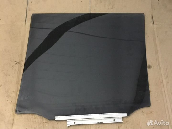 Стекло двери Toyota 4Runner(2642)