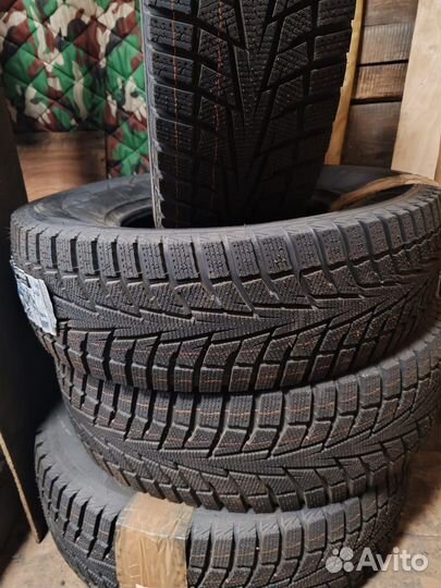 Hankook AH11 235/75 R15 19B