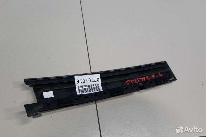 Накладка рамки двери задняя правая Ford Focus 3 2011-2019