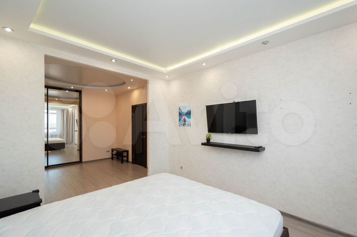 2-к. квартира, 80 м², 11/16 эт.