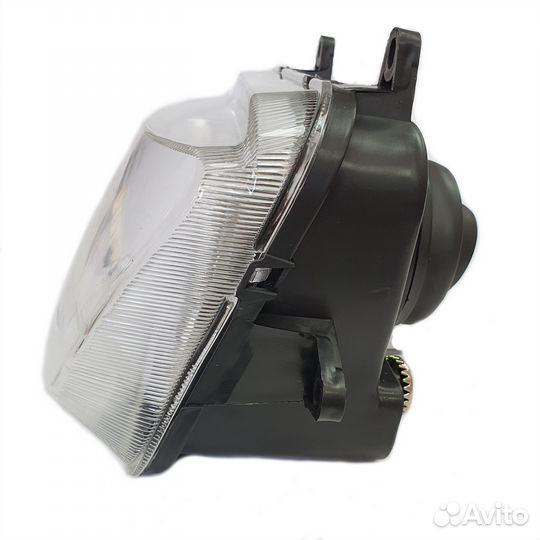 Фара Yamaha YBR125 в сборе (квадратная)