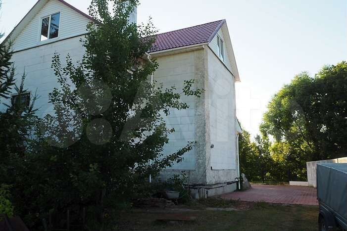 Коттедж 430 м² на участке 11 сот.