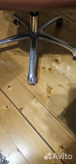 Компьютерное кресло