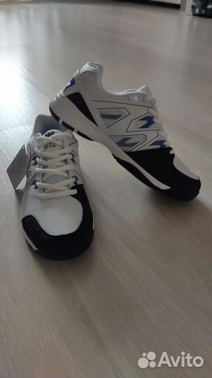 Кроссовки forward