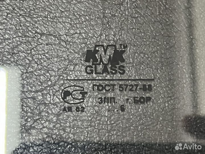 Стекло форточки салона УАЗ 452