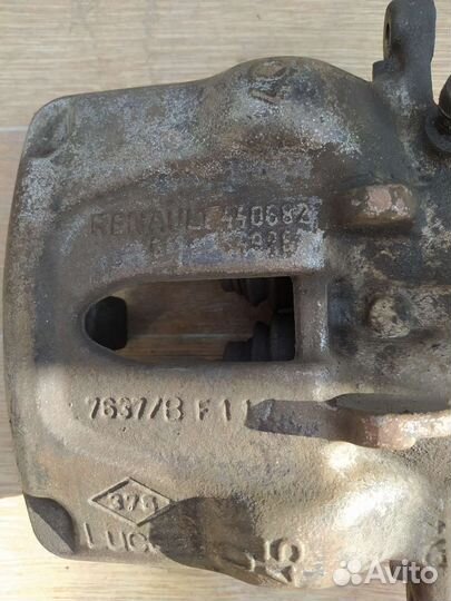 Суппорт Рено trafic