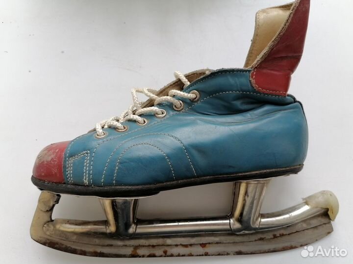 Коньки размеры 32-33