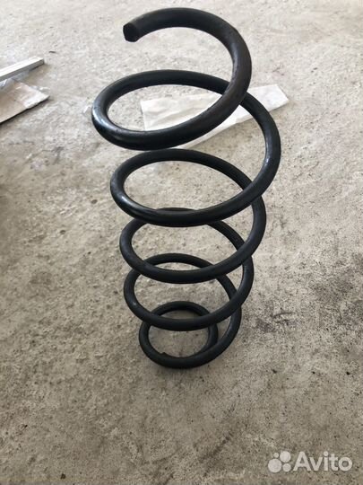 Пружина на гранту передния