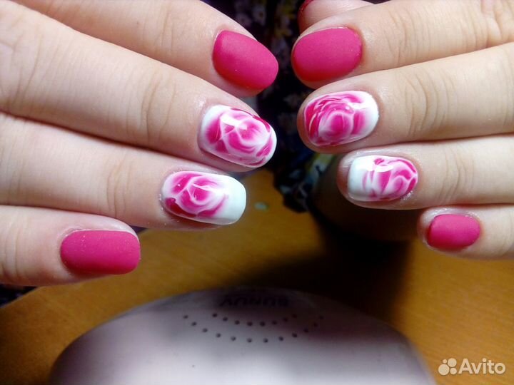 Маникюр, педикюр и наращивание ногтей