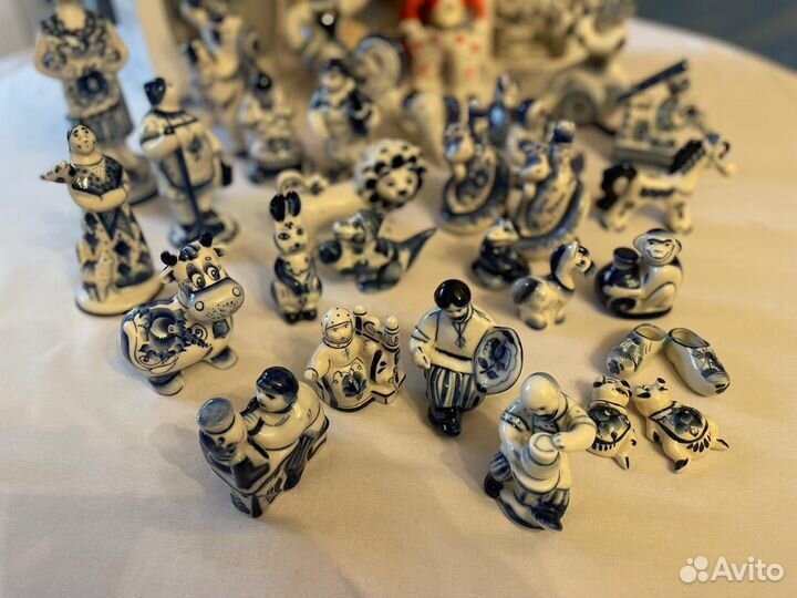 Статуэтки гжель