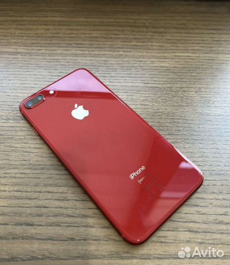 iPhone 8 plus 128gb Красный