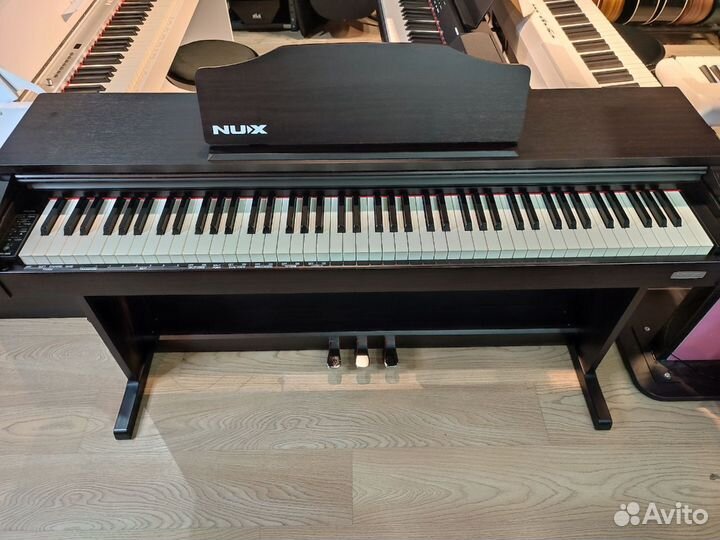 Цифровое пианино Nux Cherub WK-400