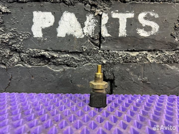 Датчик температуры Nissan X-Trail NT32-002063