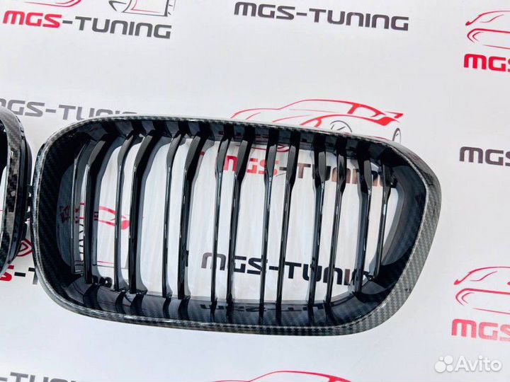 Ноздри BMW 1 серии f20 15-19г Под карбон