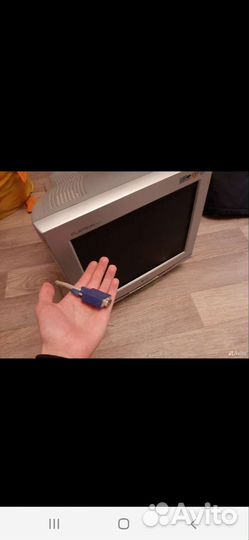 Монитор LG Flatron F 700P