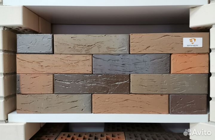 Кирпич облицовочный Браер кладка limited риф