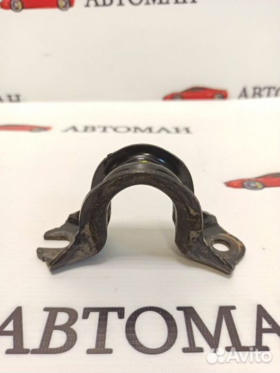 Кронштейн крепления стабилизатора Murano 3 Z52