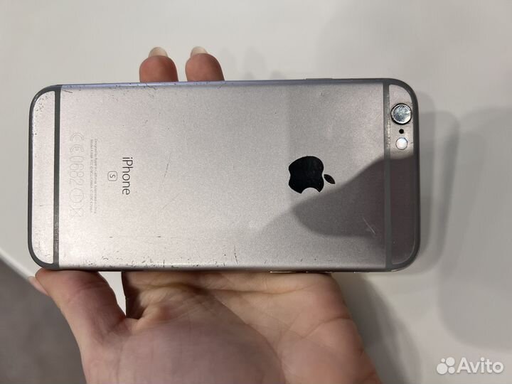 iPhone 6S, 64 ГБ