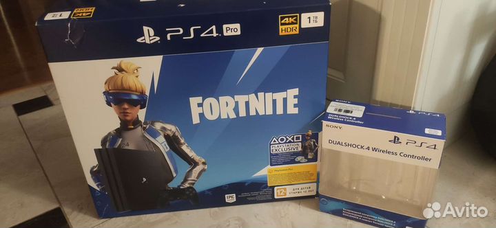 Sony playstation 4 PS4 pro 1tb