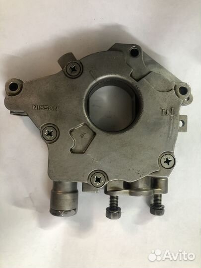 Насос масляный nissan vq 30 de