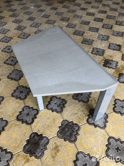 Подставка для телевизора