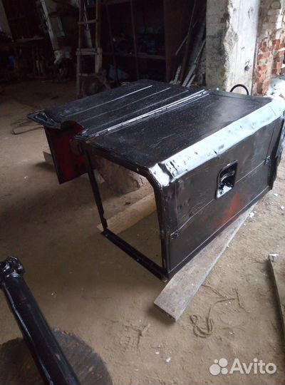 Капот в сборе тдт-55