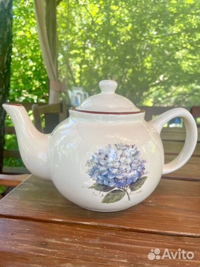 Заварочный чайник и молочник гортензия новые