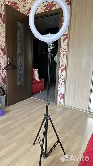 Лампа кольцевая