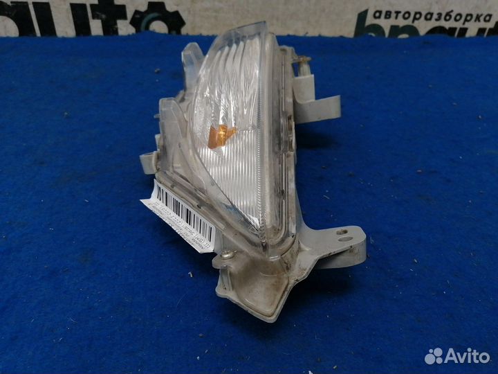 Повторитель поворота в бампер правый B45A-51350A