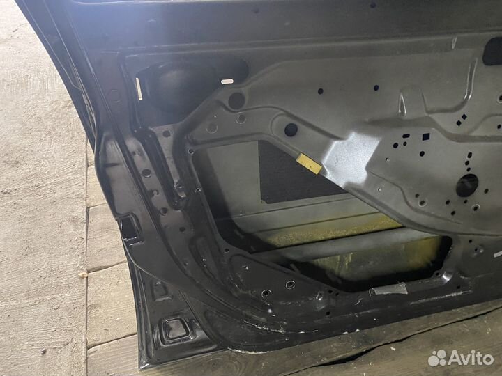 Дверь передняя левая на LADA granta