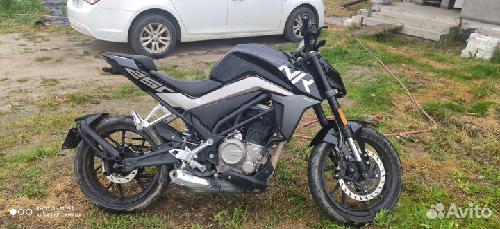 Продаю мотоцикл cfmoto 250NK