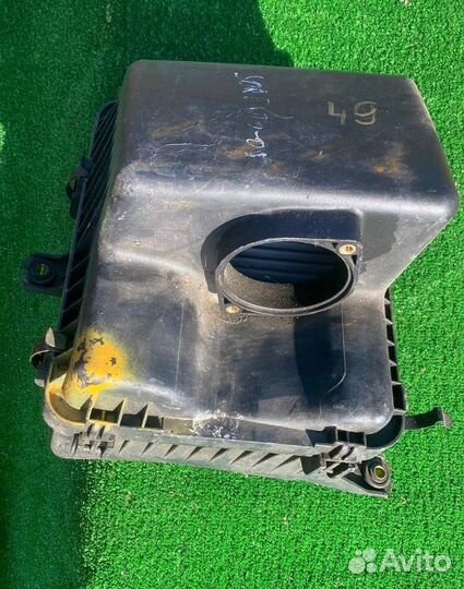 Корпус воздушного фильтра Kia Sorento 2.5 2004