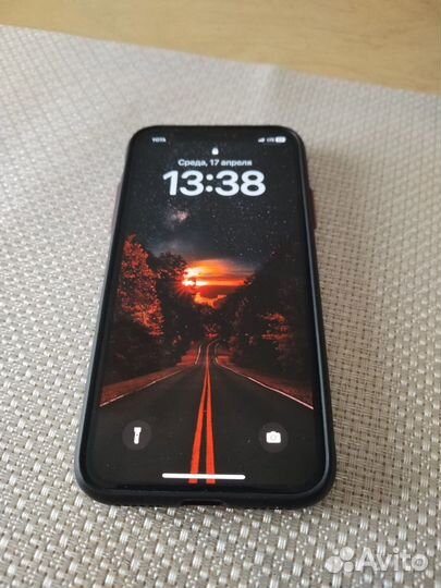 iPhone X, 64 ГБ