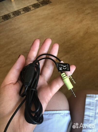 Наушники с ушками и микрофоном 4 tech