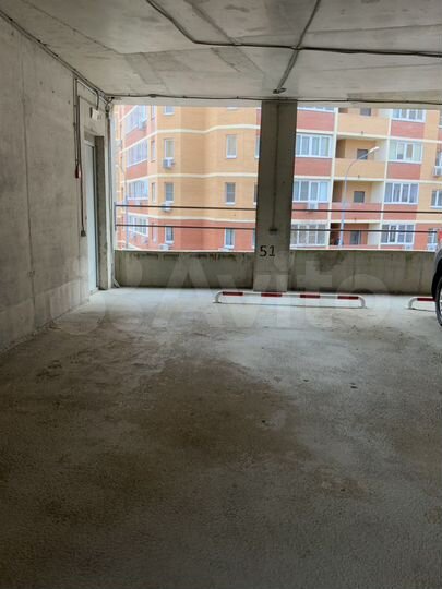 Машиноместо, 14 м²