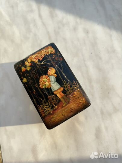 Федоскинская шкатулка